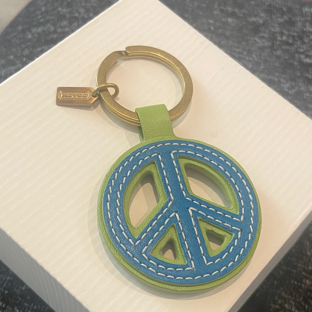 Coach Y2K Vintage Leather Peace Sign
